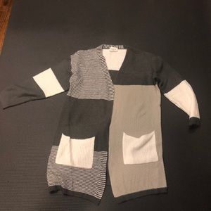Long Color-block Grey Pattern Cardigan Size S